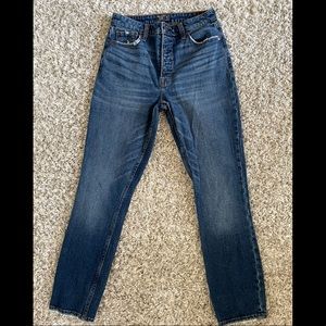 Abercrombie & Fitch High Rise Slim Jean
